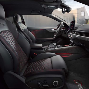 Интерьер Audi RS 5